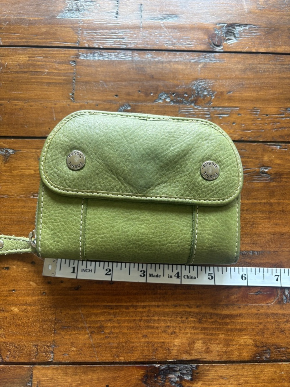 Fossil Green Leather Snap Wallet - Picture 6 of 7